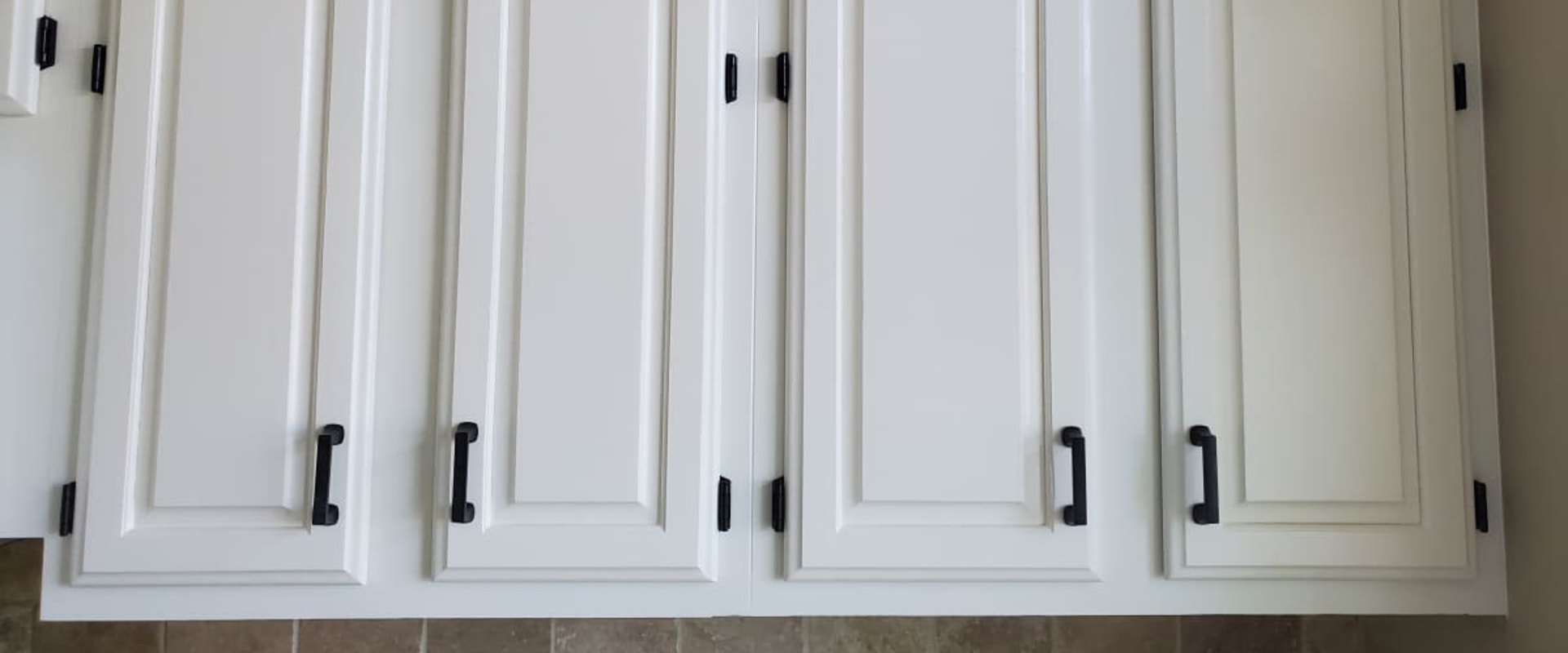 The Benefits of Painting Kitchen White